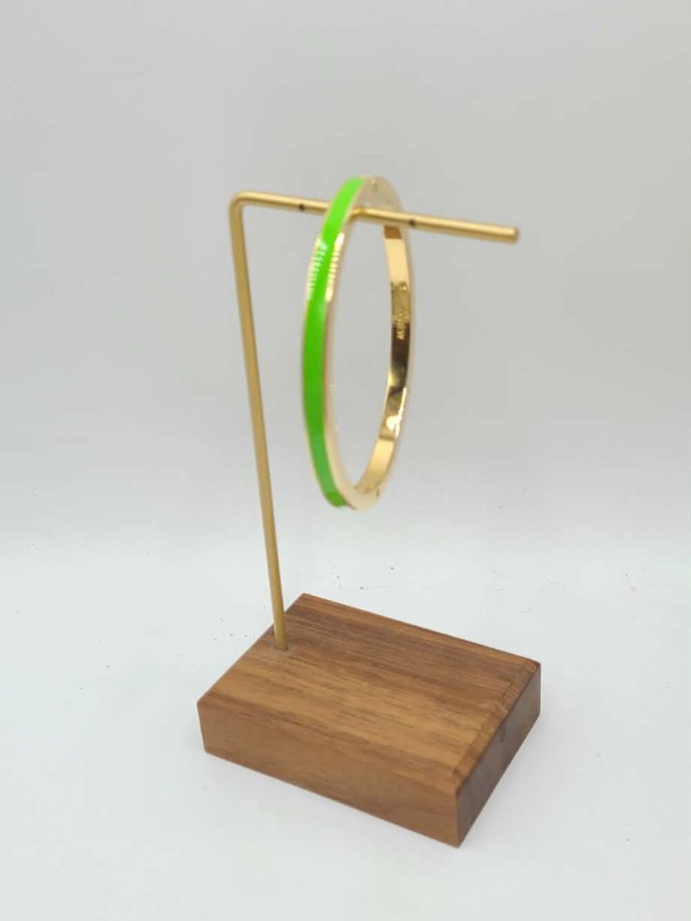J Crew Green Enamel Gold Tone Hinged Bangle Like New - Picture 5 of 10